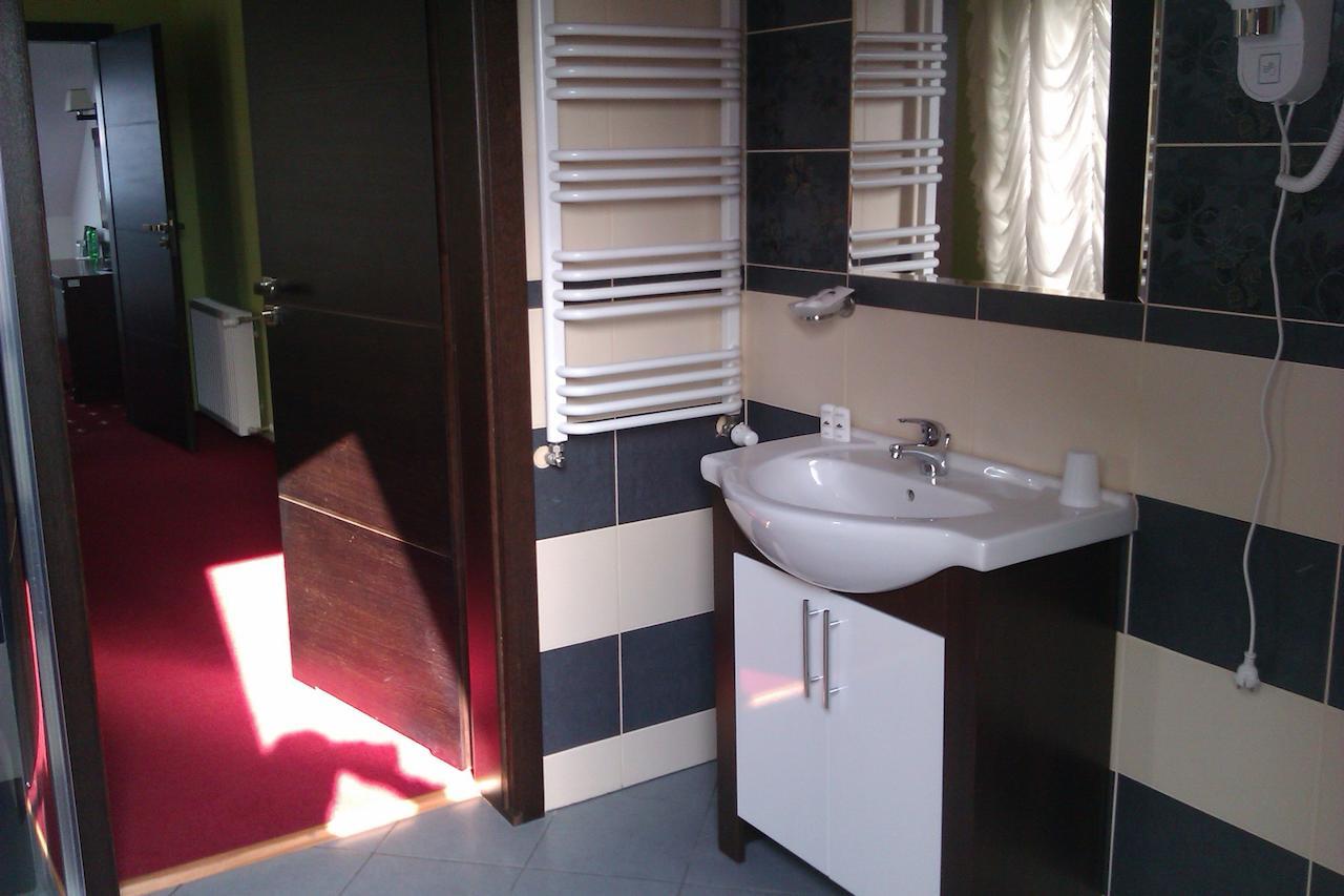 Hotel Platinum Hrubieszow Exteriör bild