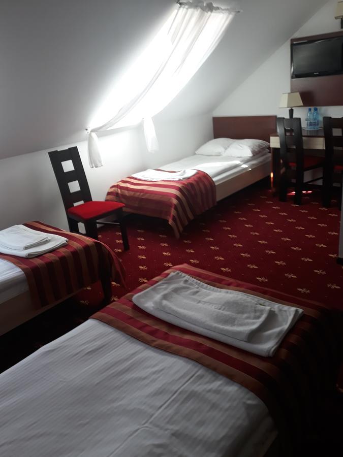 Hotel Platinum Hrubieszow Exteriör bild