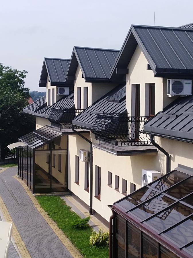 Hotel Platinum Hrubieszow Exteriör bild